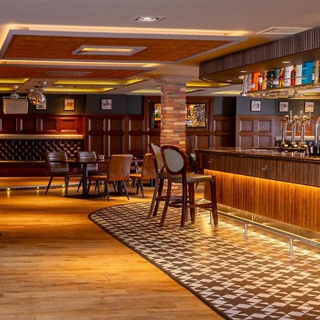 The Torrance Hotel East Kilbride Eksteriør billede